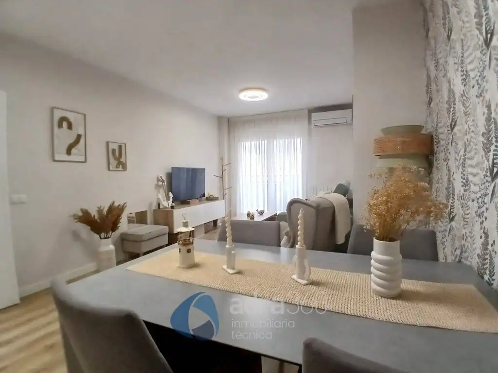 Piso con ascensor en venta en Gran Vía Juan Carlos I, imagen 4