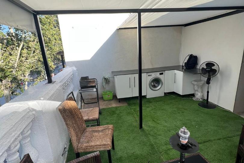 Foto 1 de Edifici en venda a Avinguda de la Platja, Sant Joan Baptista, Barcelona