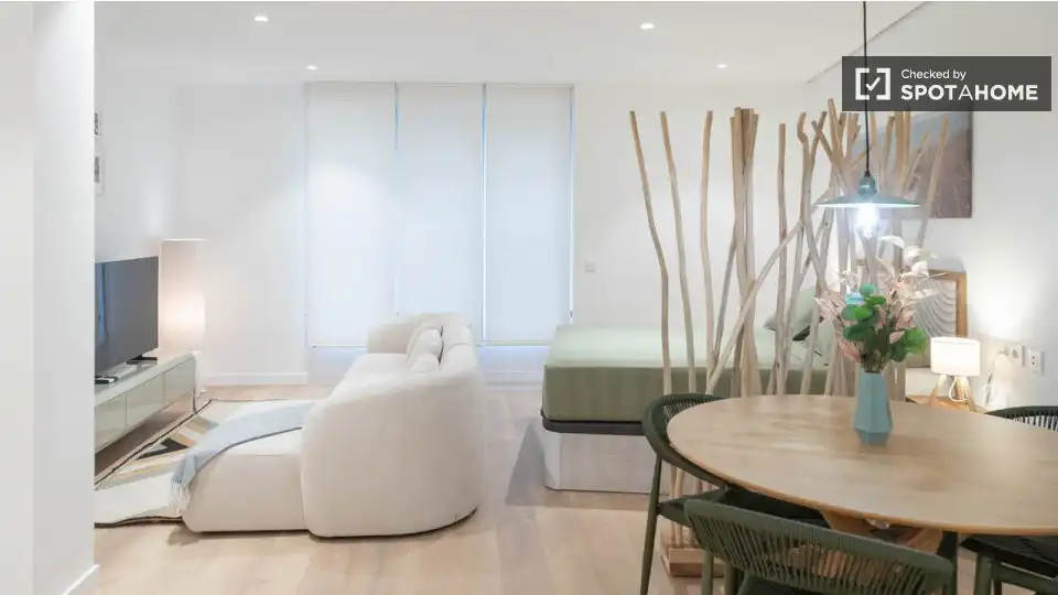 Wohnung zur Miete in Chamartín, imagen 2
