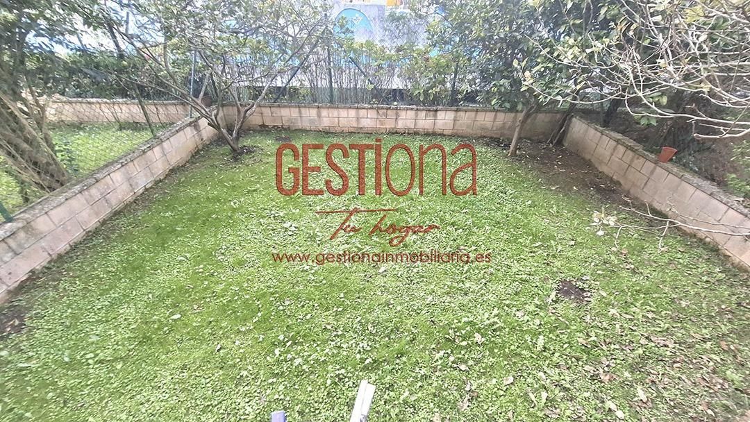 Jardín de Planta baja en venta en Castro-Urdiales con Calefacción, Jardín privado y Terraza