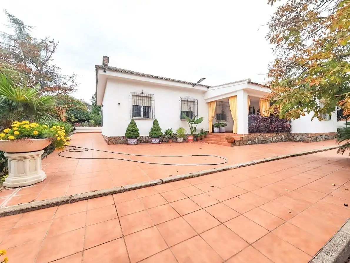 Casa o xalet en venda a CM-4110, PAU 2-600