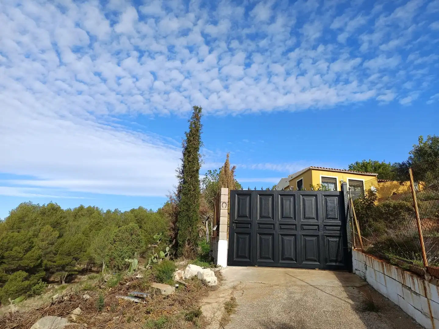 Außenansicht von Haus oder Chalet zum Verkauf in Ribesalbes
