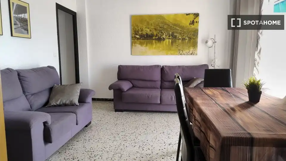 Sala de estar de Apartamento para compartir en Santa Pola con Aire acondicionado, Terraza y Amueblado