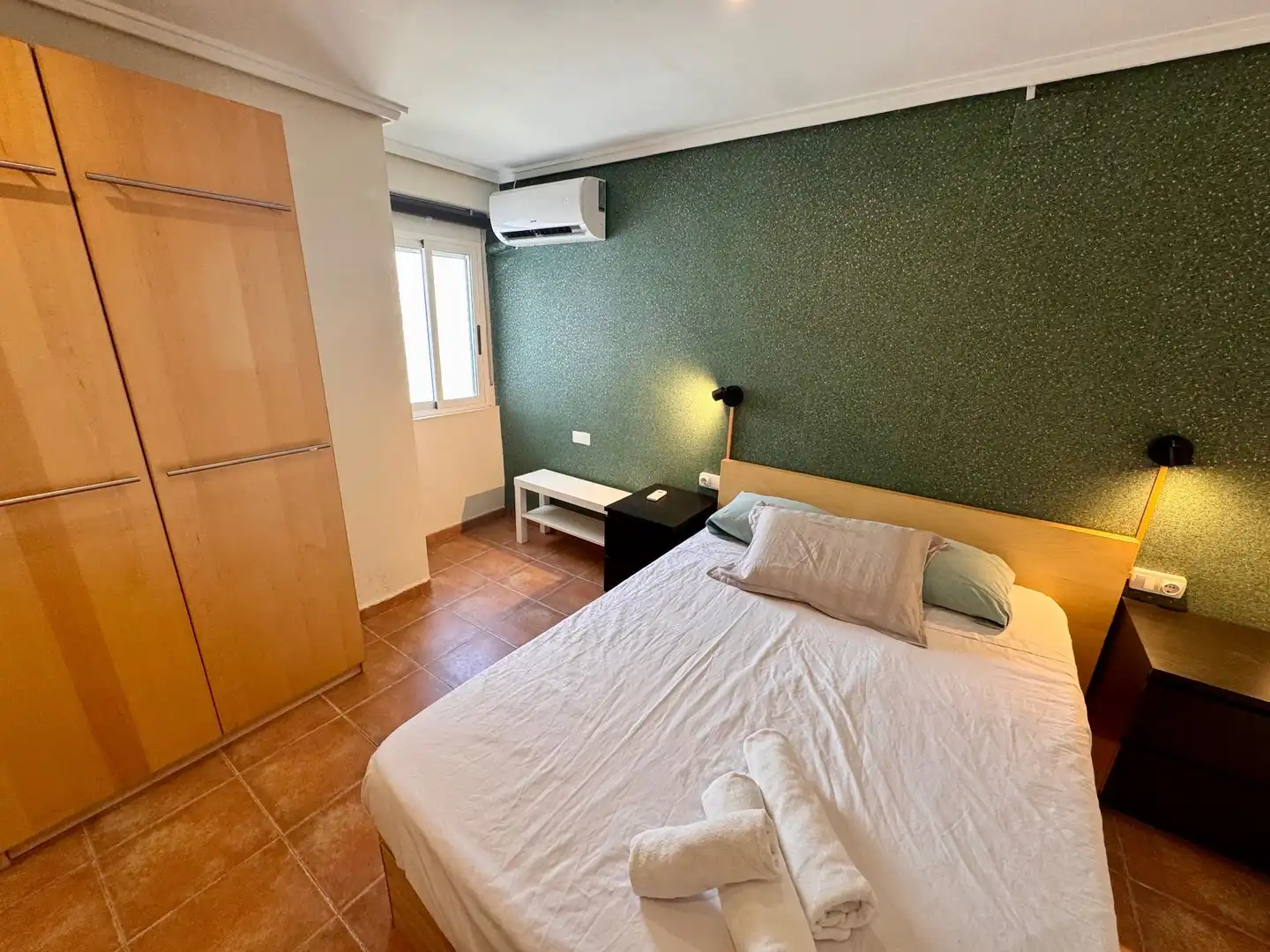 Habitación de Apartamento en venta en Sagunto / Sagunt con Aire acondicionado