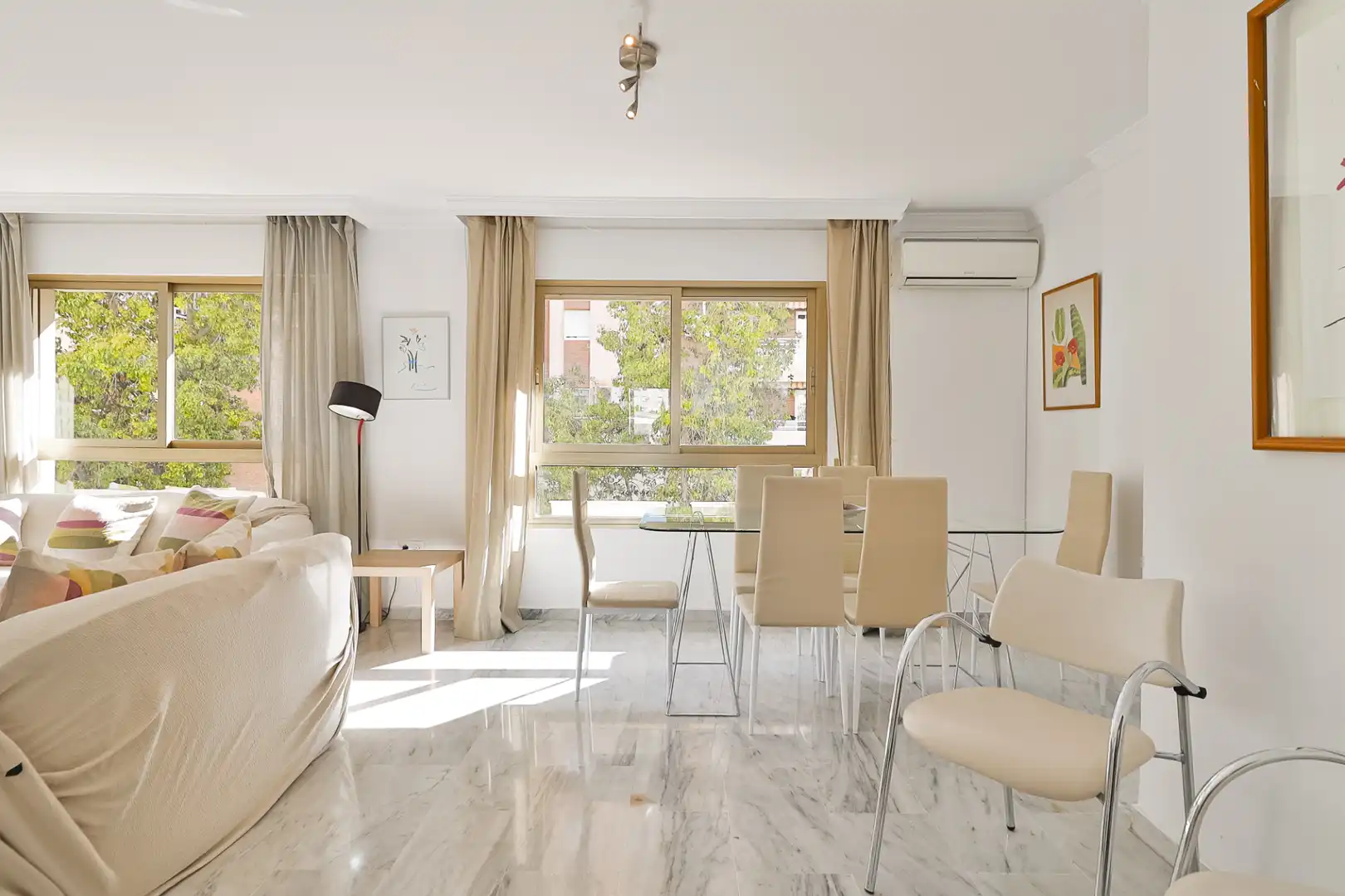 Comedor de Piso de alquiler en Málaga con Aire acondicionado, Amueblado y Internet