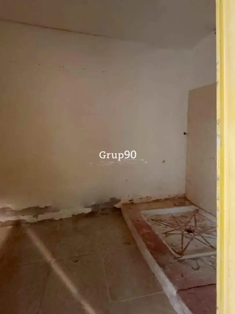 Local en venta en Lleida con Aire acondicionado