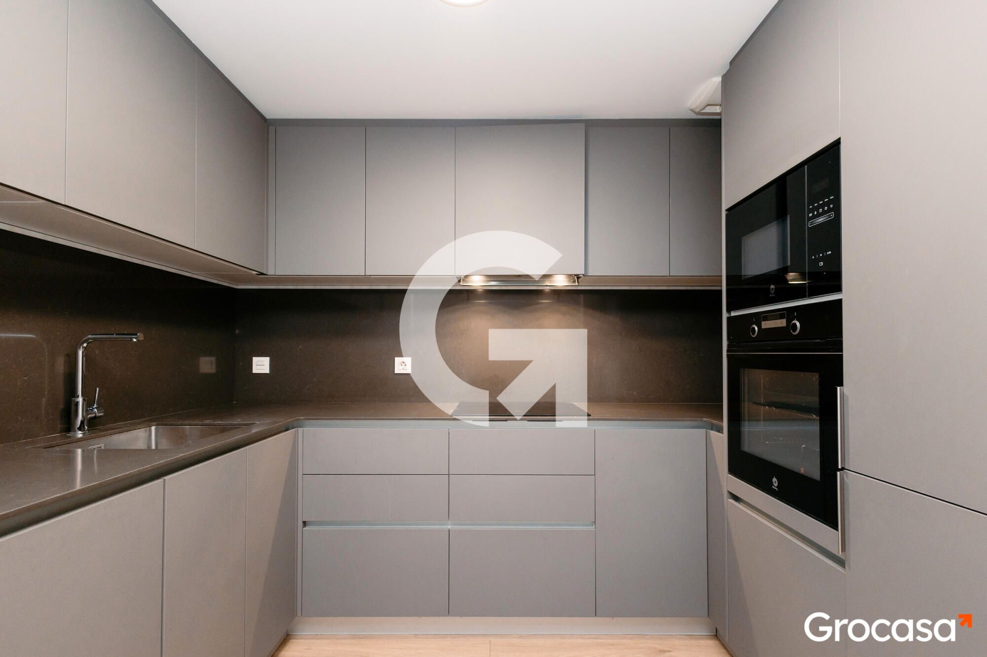 Kitchen of Duplex for sale in El Prat de Llobregat  with Air Conditioner, Heating and Private garden