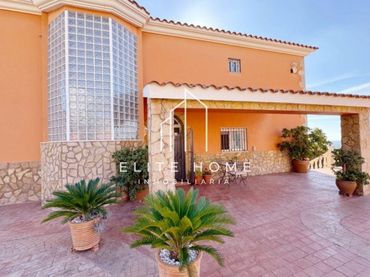 Villa mit Balkon zum Verkauf in Borriol