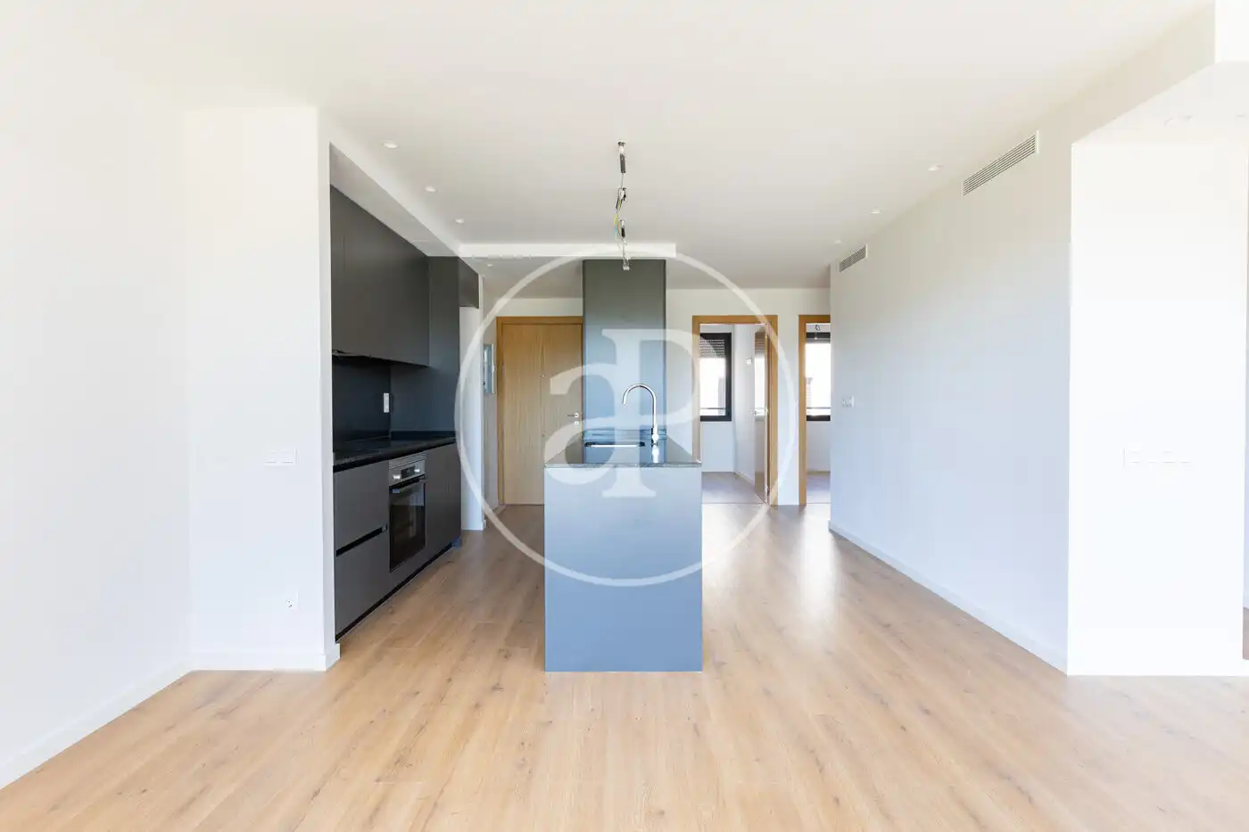 Küche von Wohnung zum Verkauf in Sant Cugat del Vallès mit Klimaanlage, Heizung und Balkon