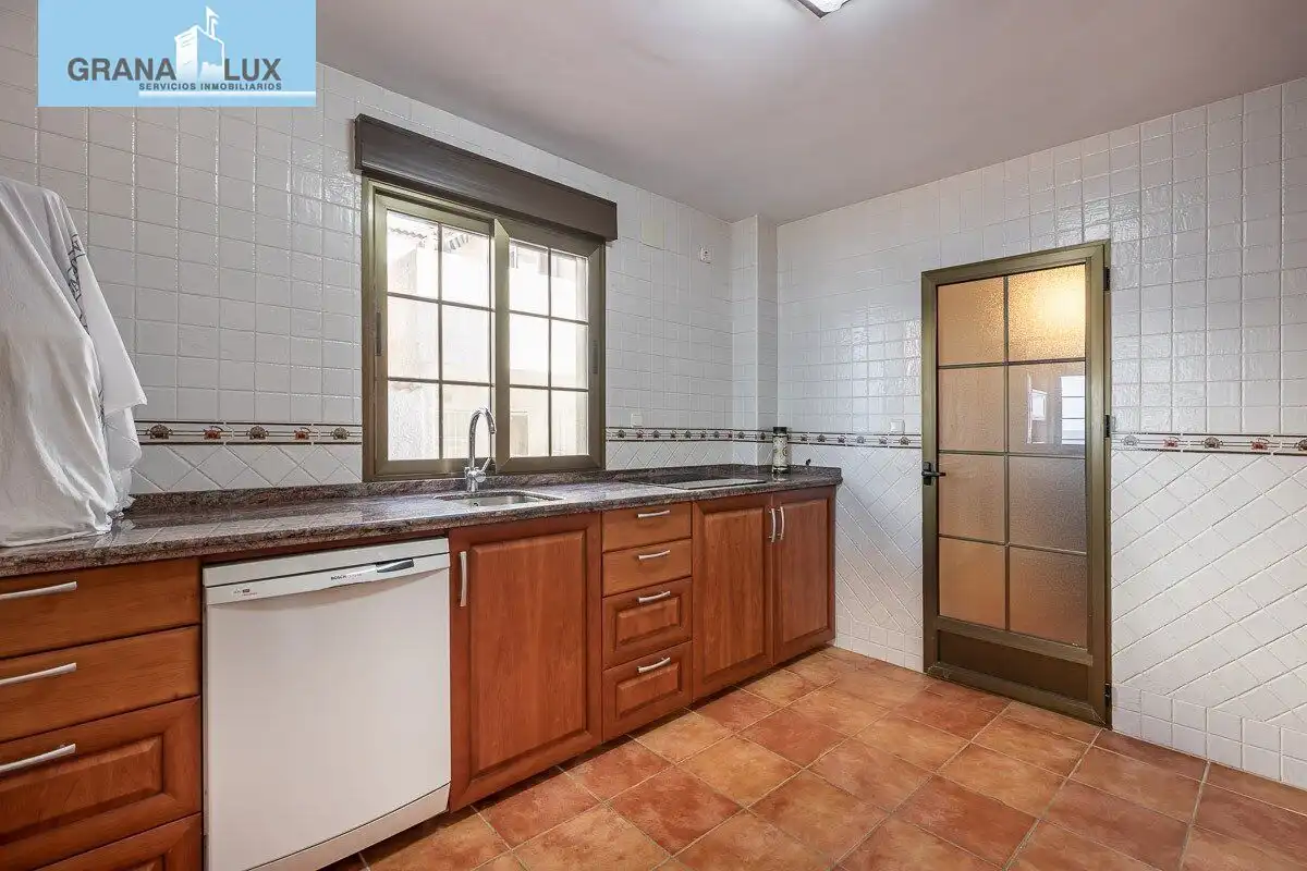 Houses for sale in Calle Miramar, Aguamarga
