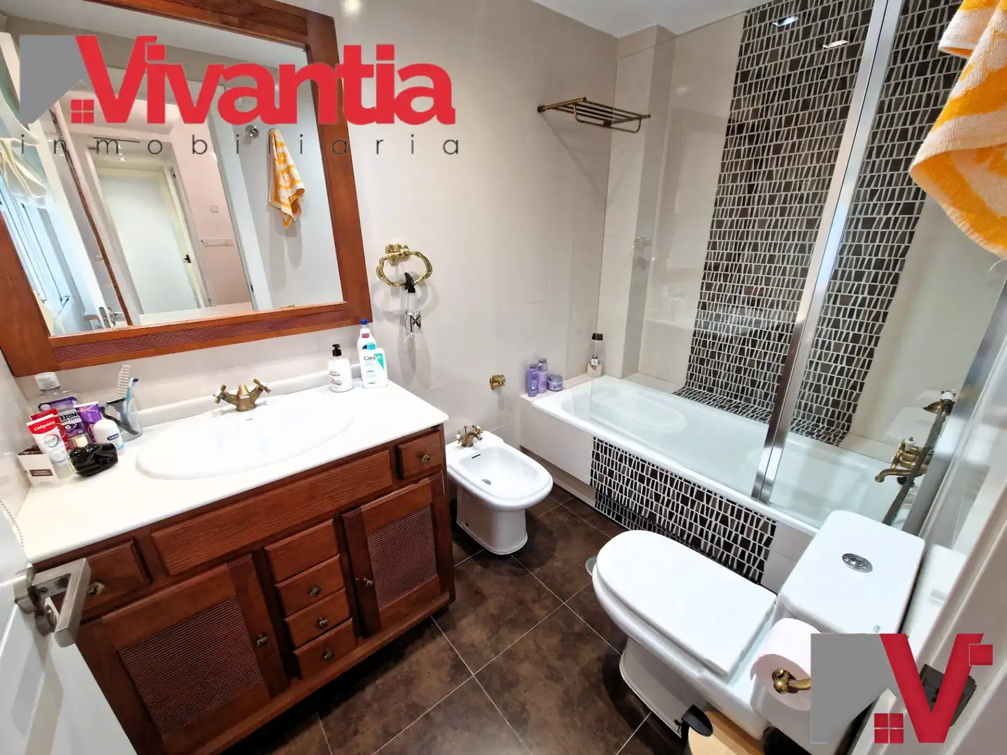 Bathroom of Flat for sale in Lorca  with Air Conditioner, Heating and Furnished
