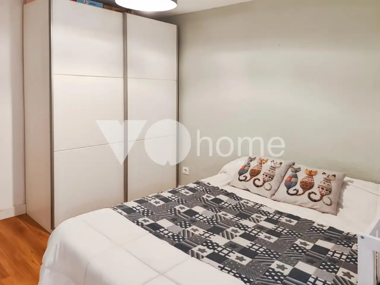 Habitación de Planta baja en venta en Madrid con Calefacción