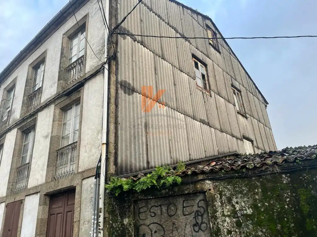 Exterior view of Buildings for sale in Santiago de Compostela 