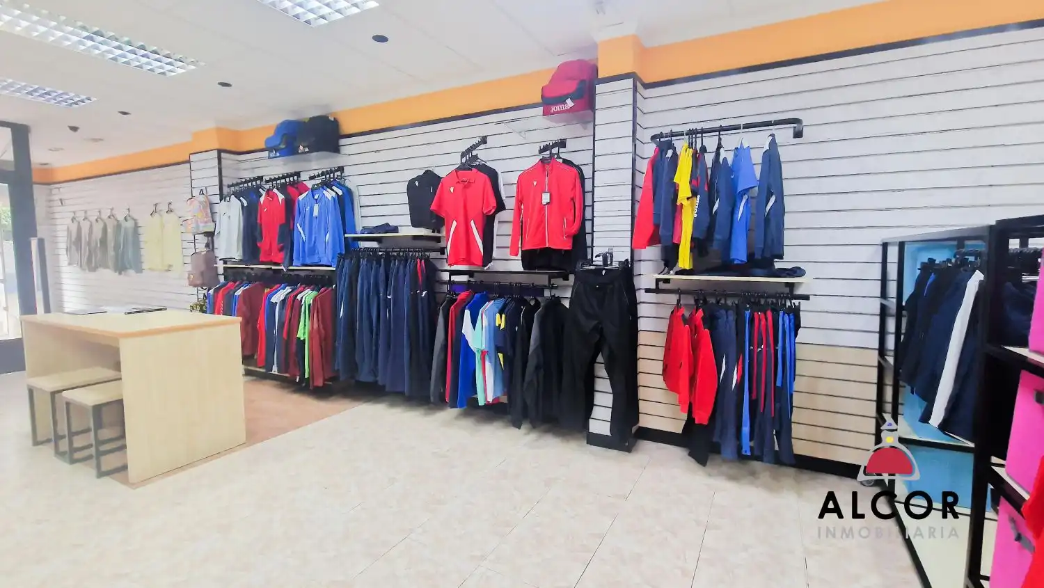 Locale commerciale in vendita a Puerto, imagen 5