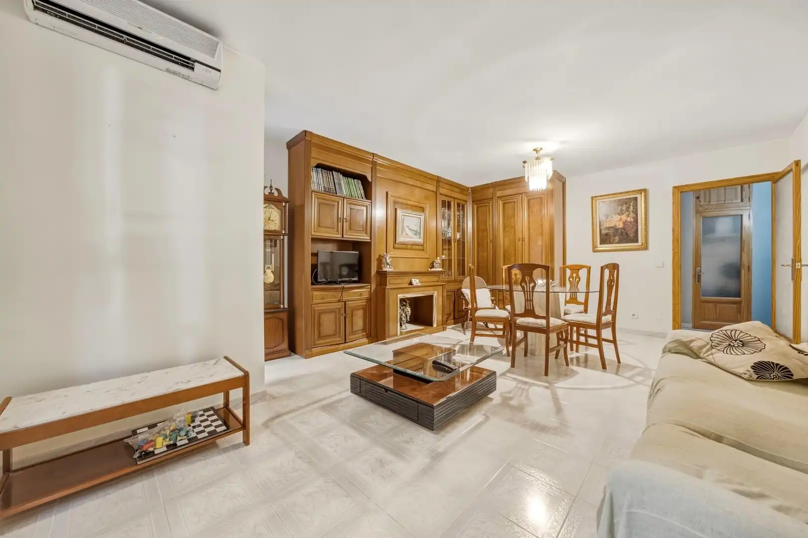 Bajo con terraza en venta en Carrer d'Indalecio Prieto, imagen 5