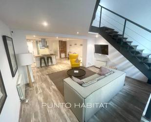 Living room of Flat to rent in  Barcelona Capital  with Air Conditioner, Heating and Parquet flooring