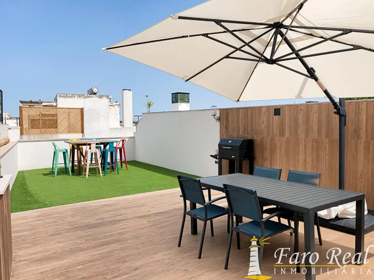 Terrassa de Apartament en venda en Sanlúcar de Barrameda amb Traster i Moblat