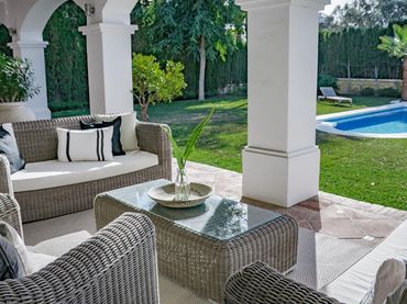 Villa avec piscine à vendre à Calle Pléyades 28