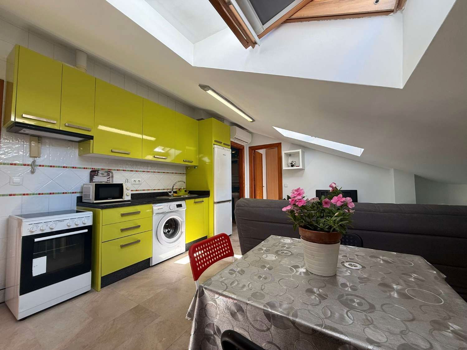 Kitchen of Flat to rent in Vélez-Málaga  with Furnished