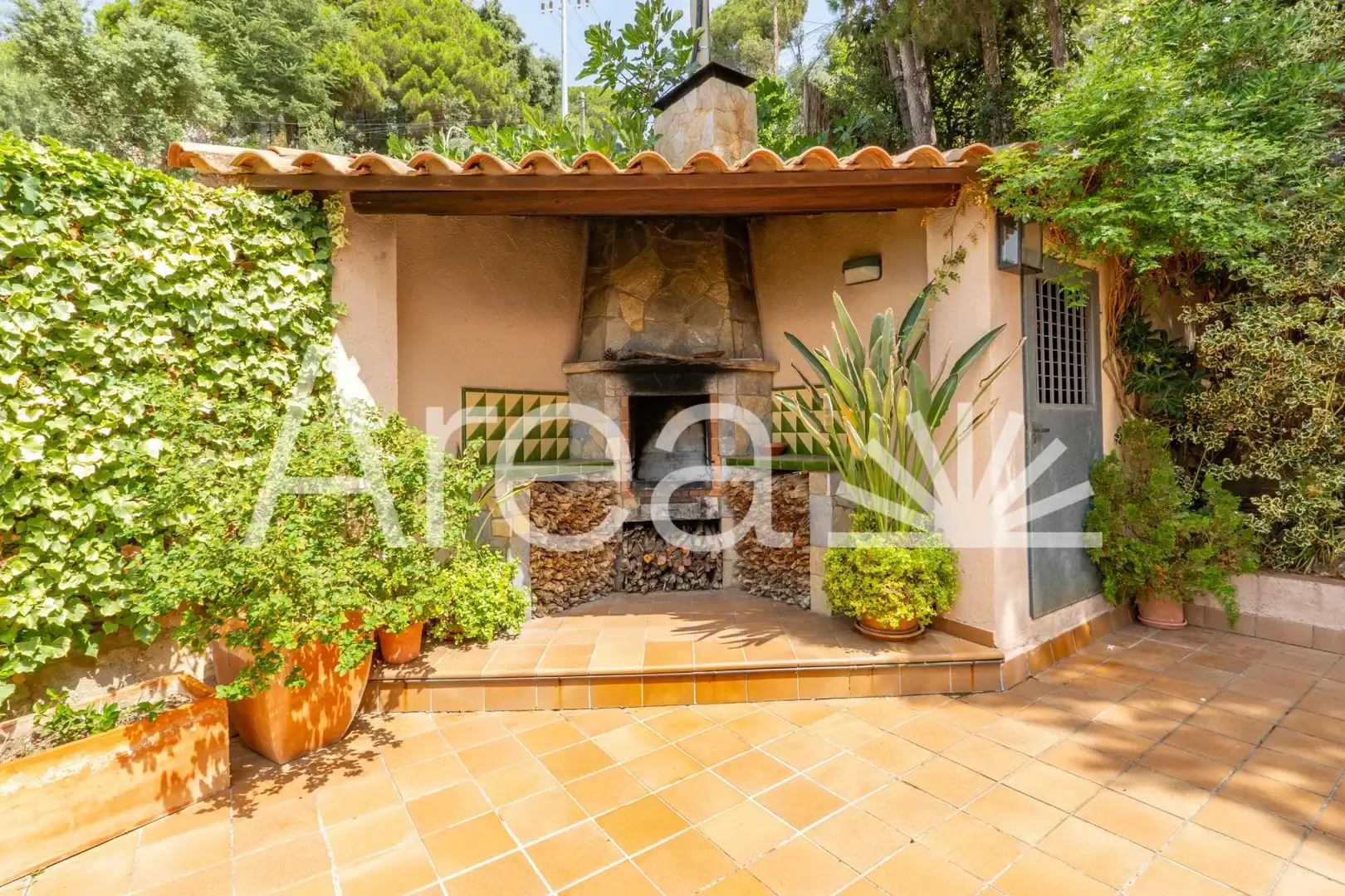 Jardí de Casa o xalet en venda en Mataró amb Jardí privat, Terrassa i Piscina