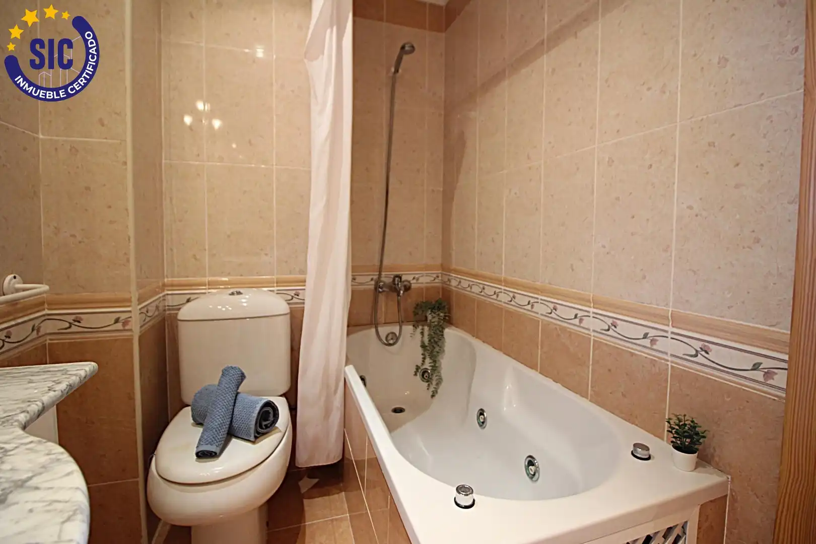 Bany de Apartament en venda en Oropesa del Mar / Orpesa amb Aire condicionat, Terrassa i Moblat