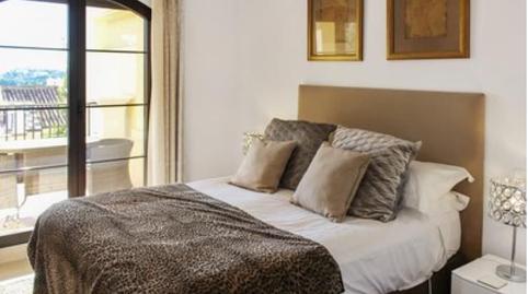 Foto 4 de Pis de lloguer a Los Arqueros - Puerto del Almendro, Málaga