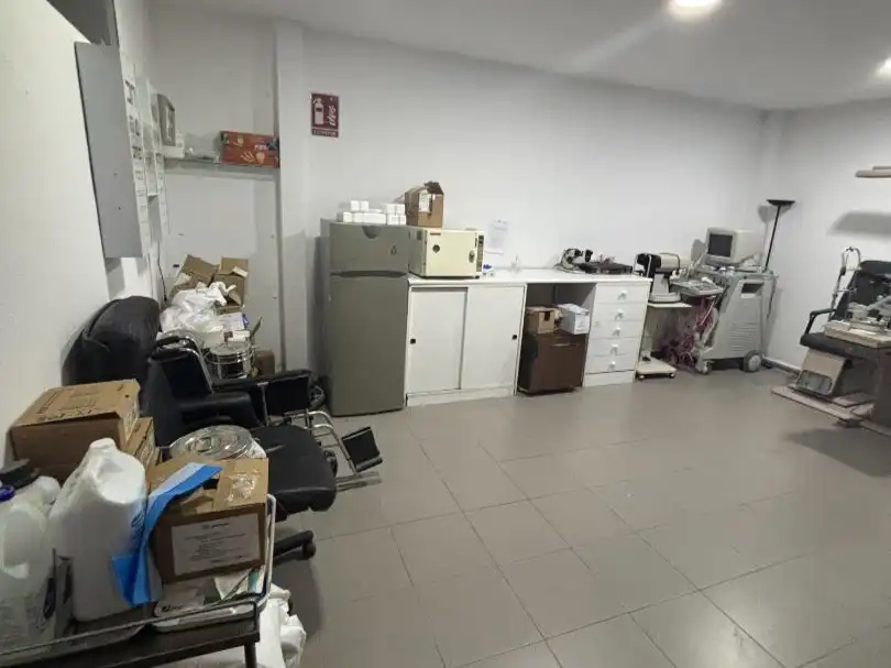 Commercial properties for sale in Algete  with Air Conditioner and Furnished