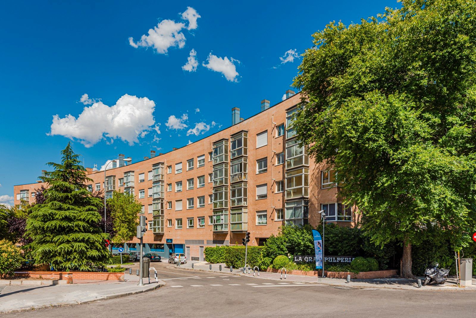 Vista exterior de Pis de lloguer en  Madrid Capital amb Aire condicionat i Traster