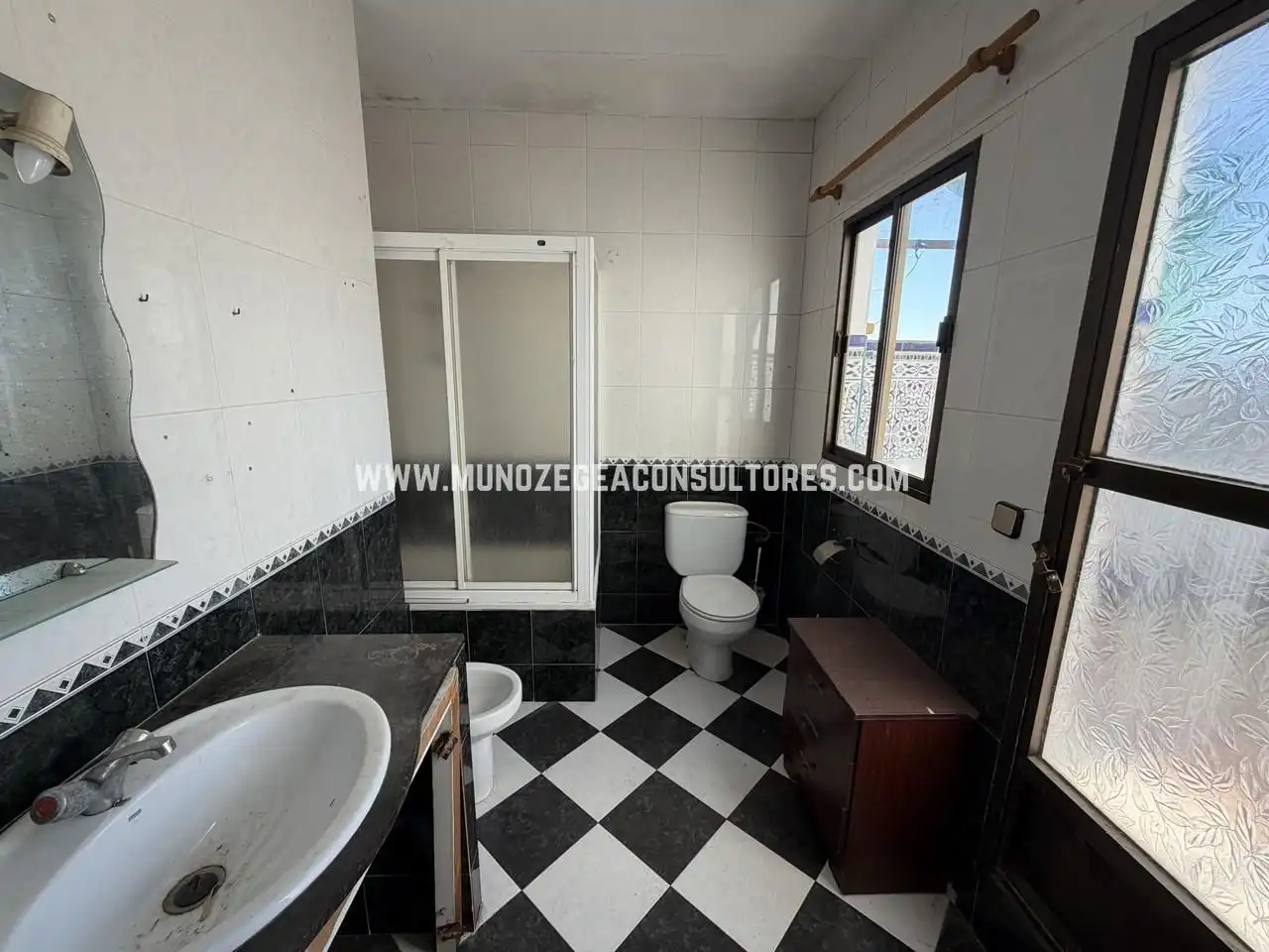 Badezimmer von Haus oder Chalet zum Verkauf in Baena