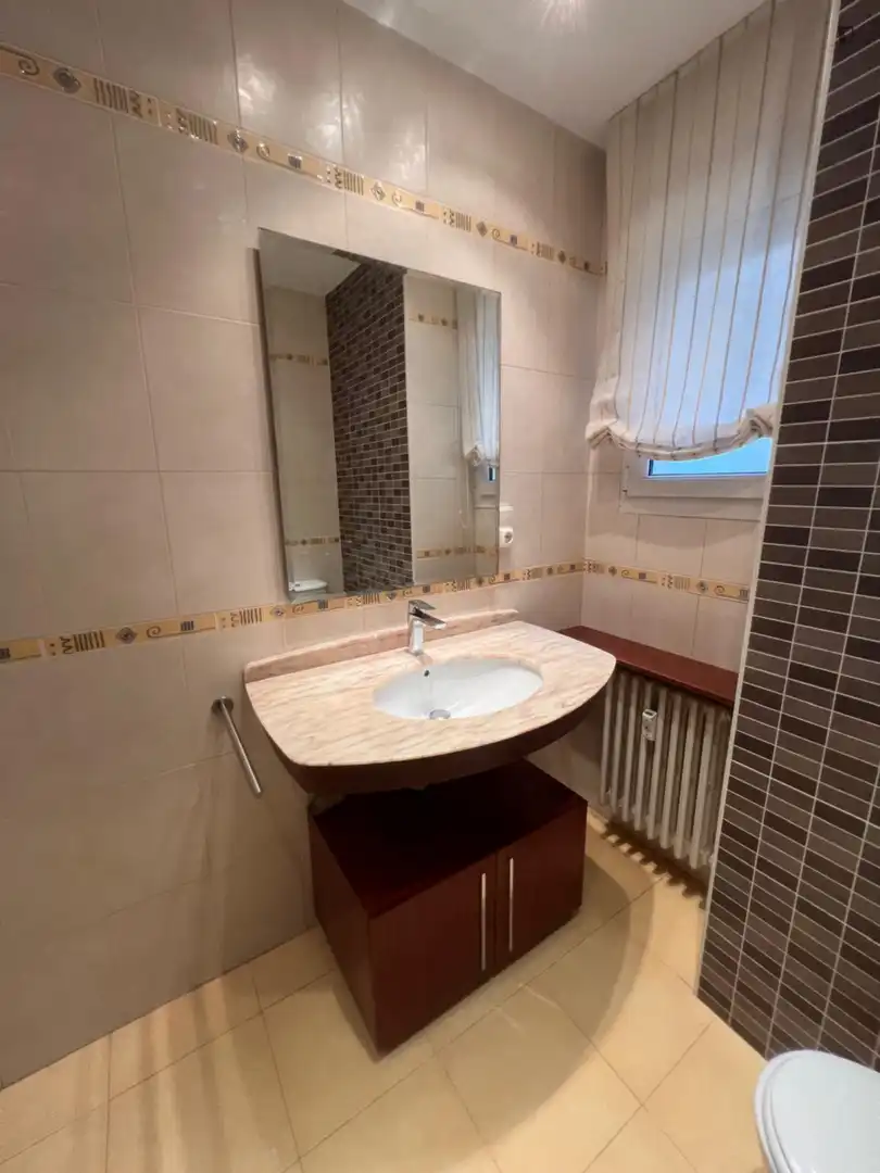 Habitación en Los Vadillos - R. Sanitaria - Pozanos