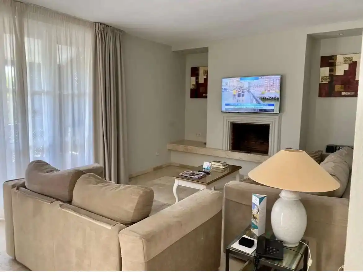 Living room of Flat for sale in Marbella  with Terrace and Swimming Pool