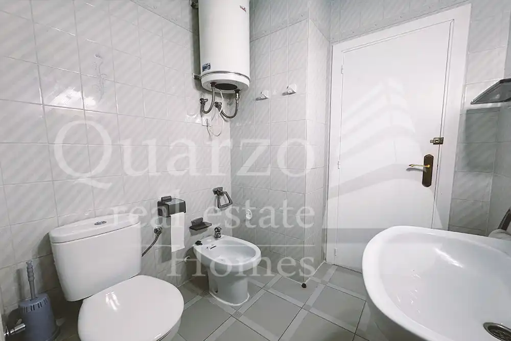Baño de Apartamento en venta en Peñíscola / Peníscola con Aire acondicionado, Calefacción y Amueblado