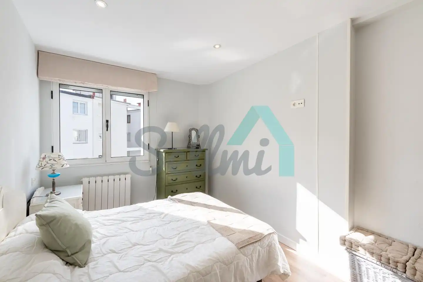 Bedroom of Flat for rent in Gijón   with Heating and Furnished