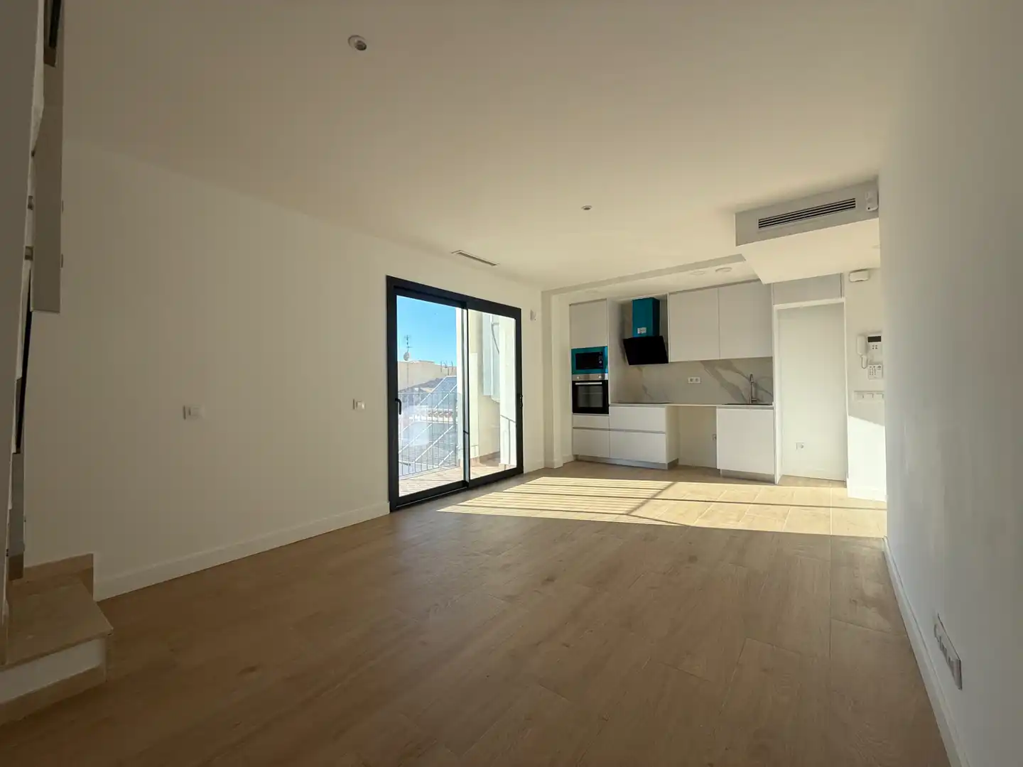 Sala de estar de Piso en venta en Palafrugell con Aire acondicionado, Calefacción y Parquet
