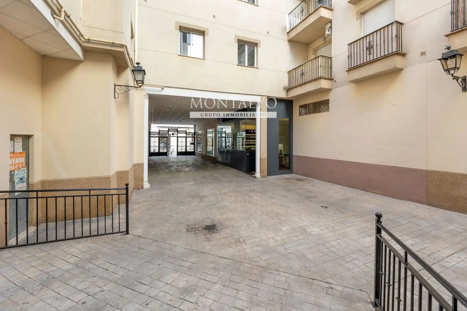 Vista exterior de Ático en venta en Atarfe con Aire acondicionado, Calefacción y Terraza