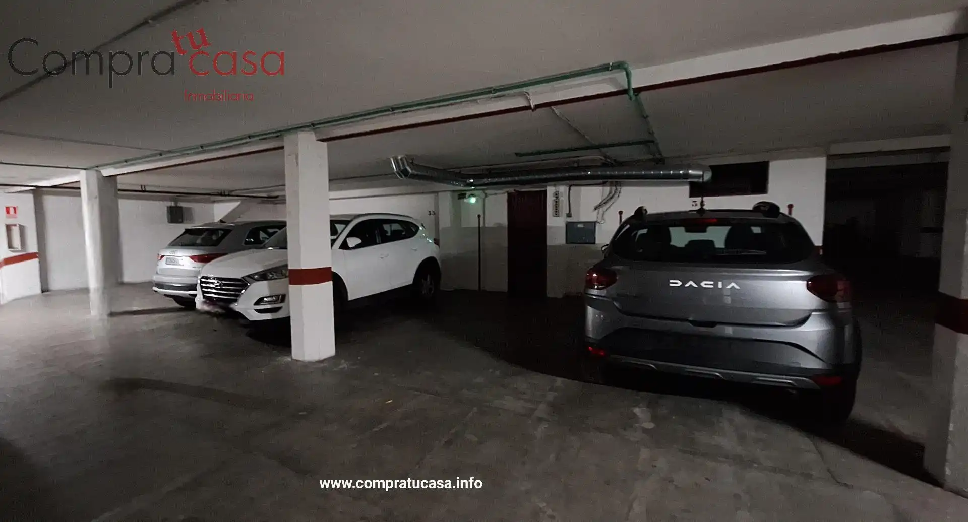 Parking de Piso en venta en Segovia con Calefacción, Parquet y Terraza