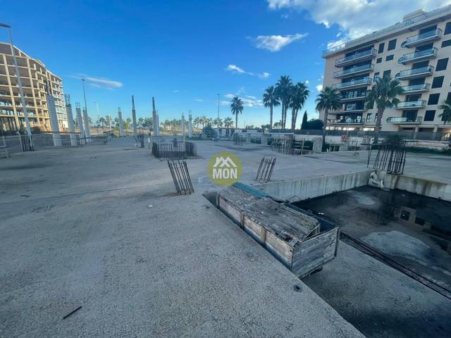 Edificio en Venta en Moncófar Playa
