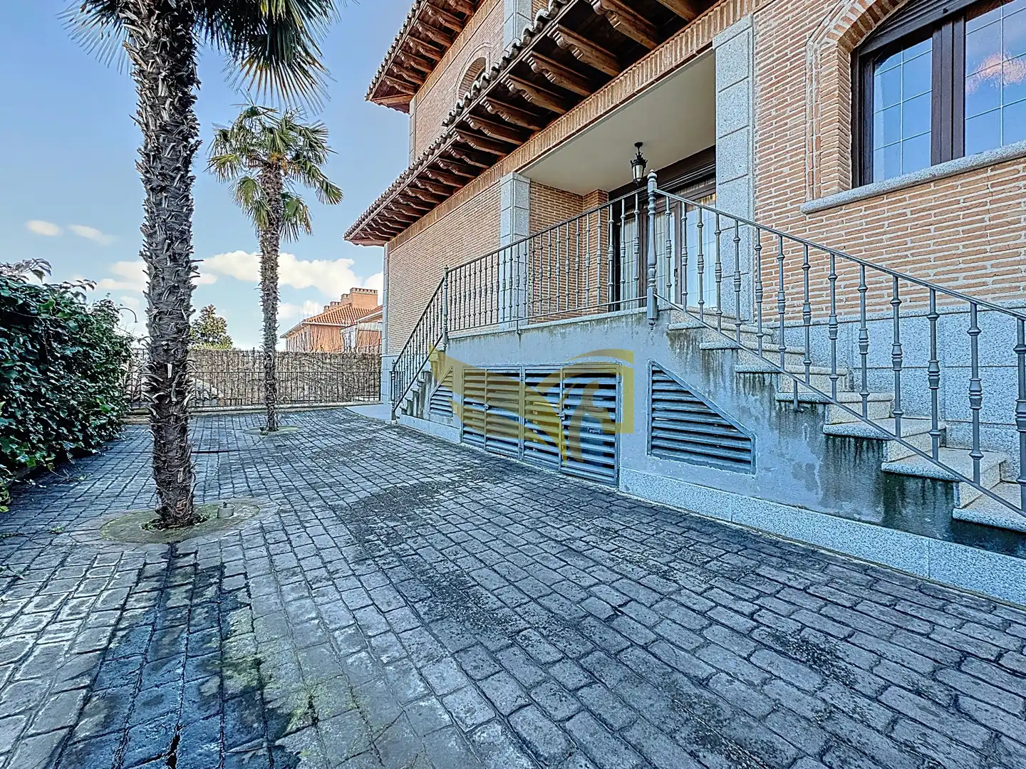 Vista exterior de Casa o chalet en venta en Aranjuez con Aire acondicionado, Calefacción y Jardín privado