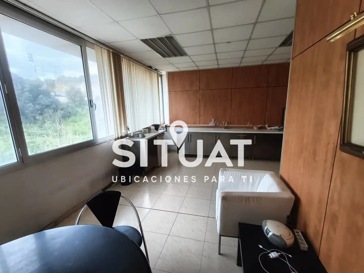 Nave industrial en venta en Pallejà con Calefacción y Alarma
