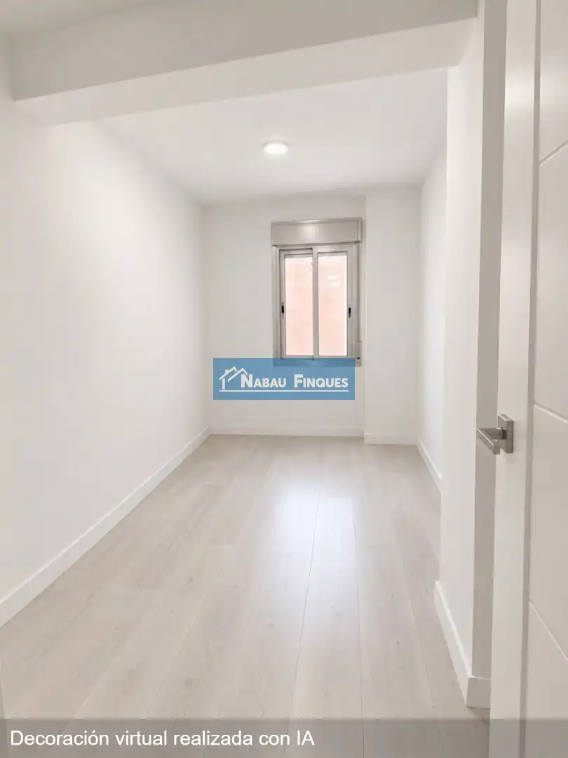 Bedroom of Flat for sale in Rambla Ferran
