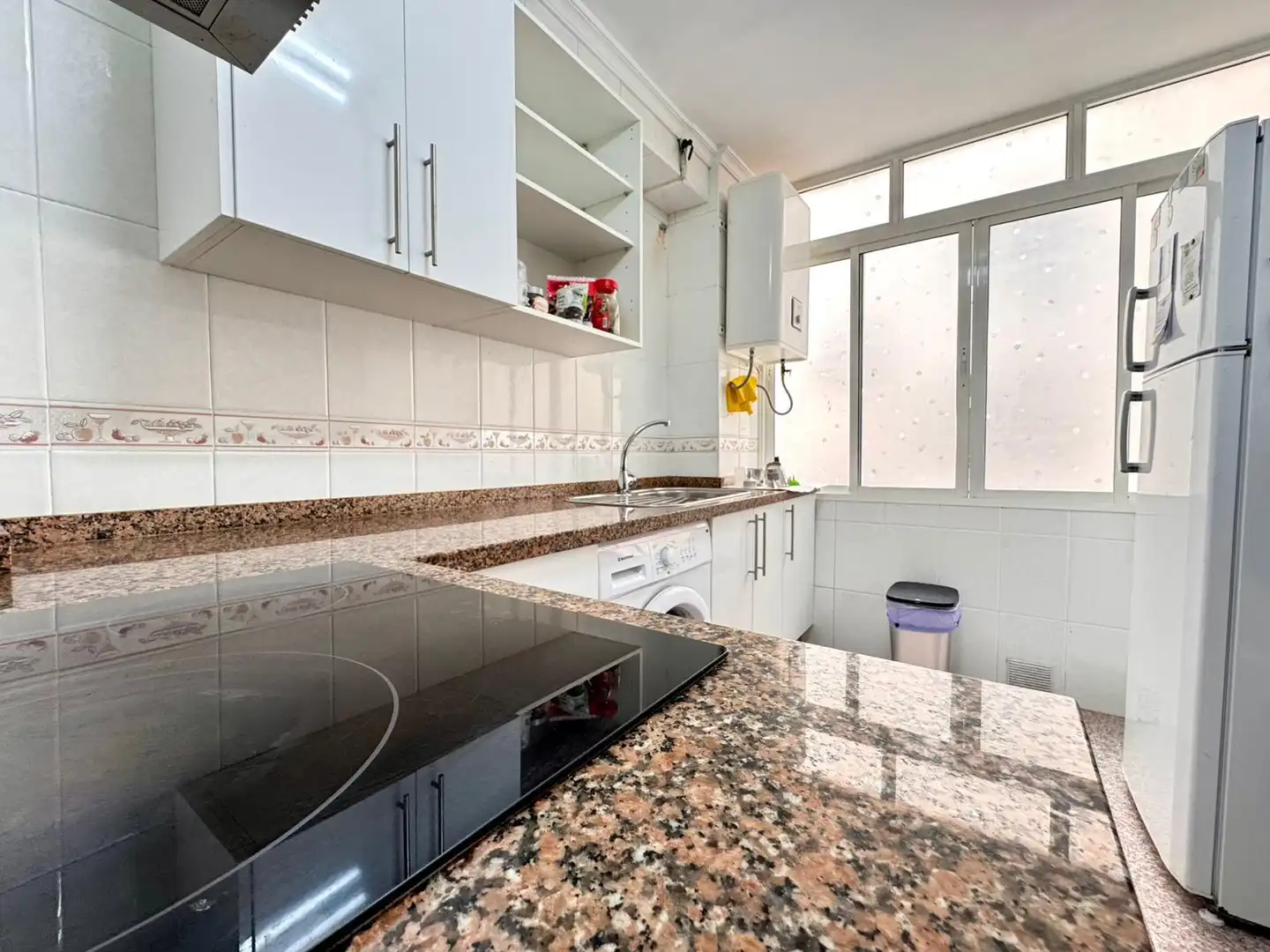 Cuina de Apartament en venda en Málaga amb Aire condicionat i Terrassa
