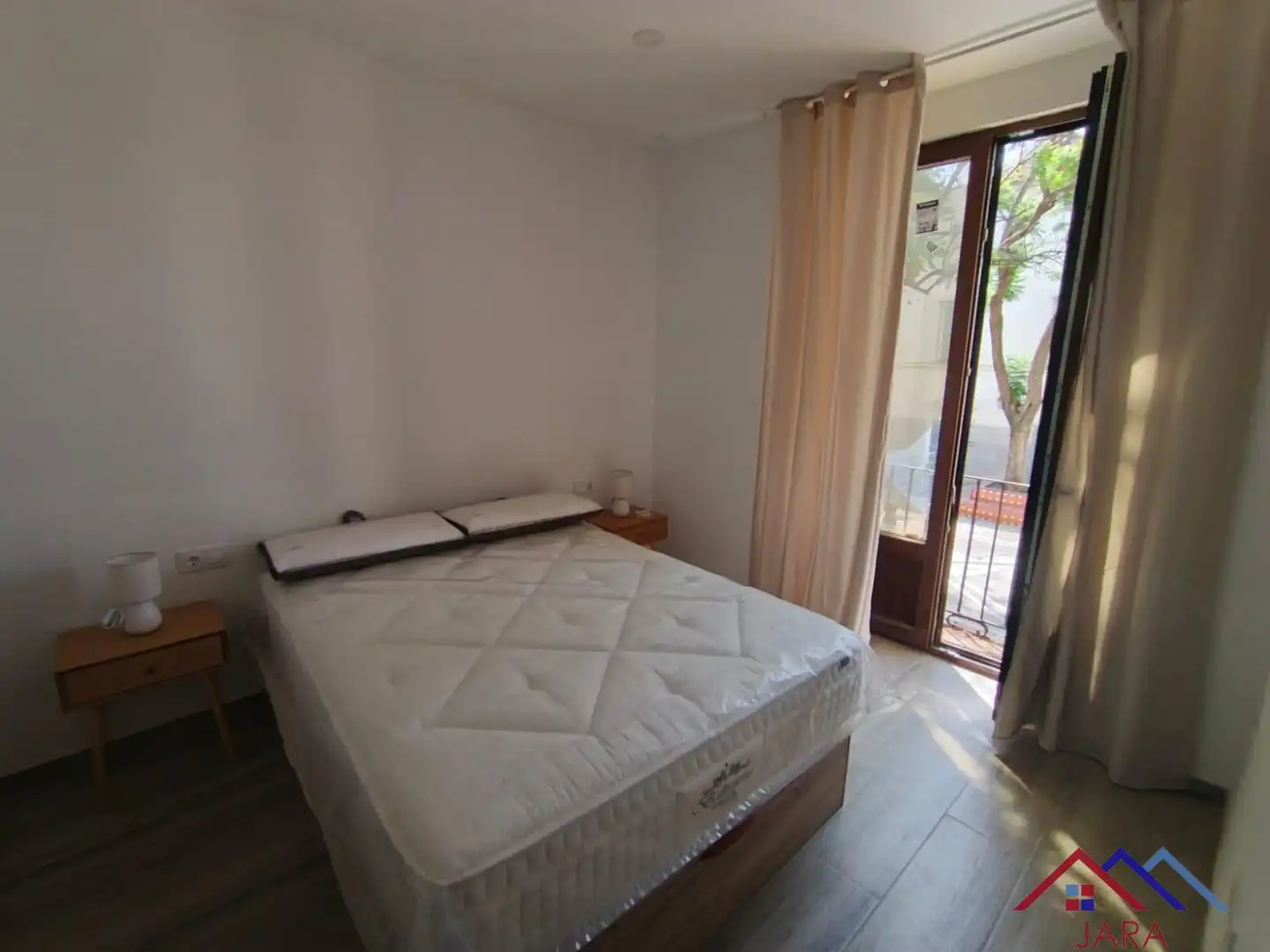 Habitación de Apartamento de alquiler en Jerez de la Frontera con Amueblado y Balcón