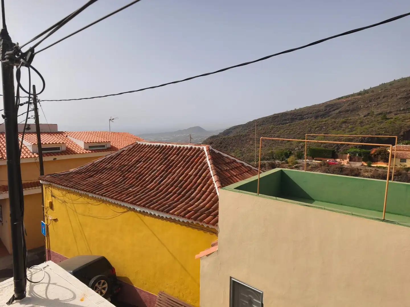 Vista exterior de Casa o xalet en venda en Candelaria amb Aire condicionat, Jardí privat i Terrassa