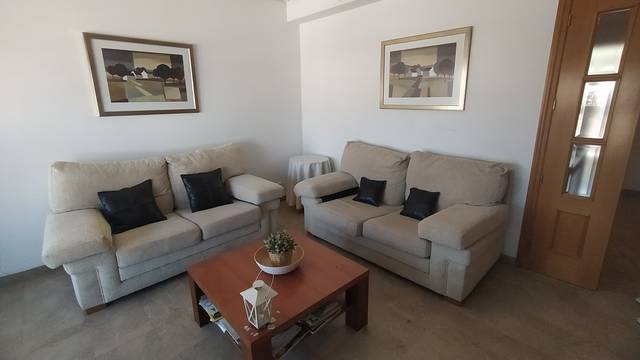 Piso en Alquiler en Carrer del Remolí en El Castellar i l'Oliverar