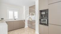 Kitchen of Flat for sale in  Madrid Capital  with Air Conditioner, Heating and Terrace