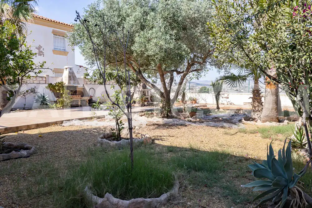 Garden of Houses for sale in Garrucha  with Air Conditioner, Heating and Private garden