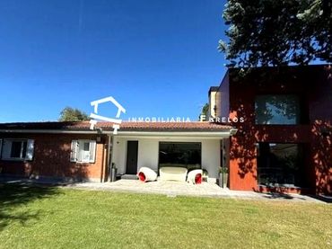 Casa con jardín en venta en Medina de Pomar