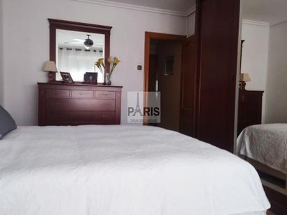 Bedroom of Flat for sale in Cartagena  with Air Conditioner and Balcony