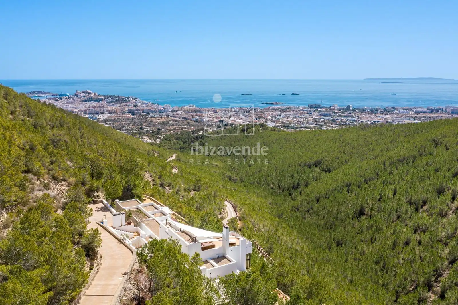 Vista exterior de Casa o xalet en venda en Eivissa amb Aire condicionat, Calefacció i Piscina