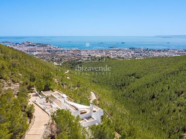 House with pool for sale in Camino de Cala Llonga